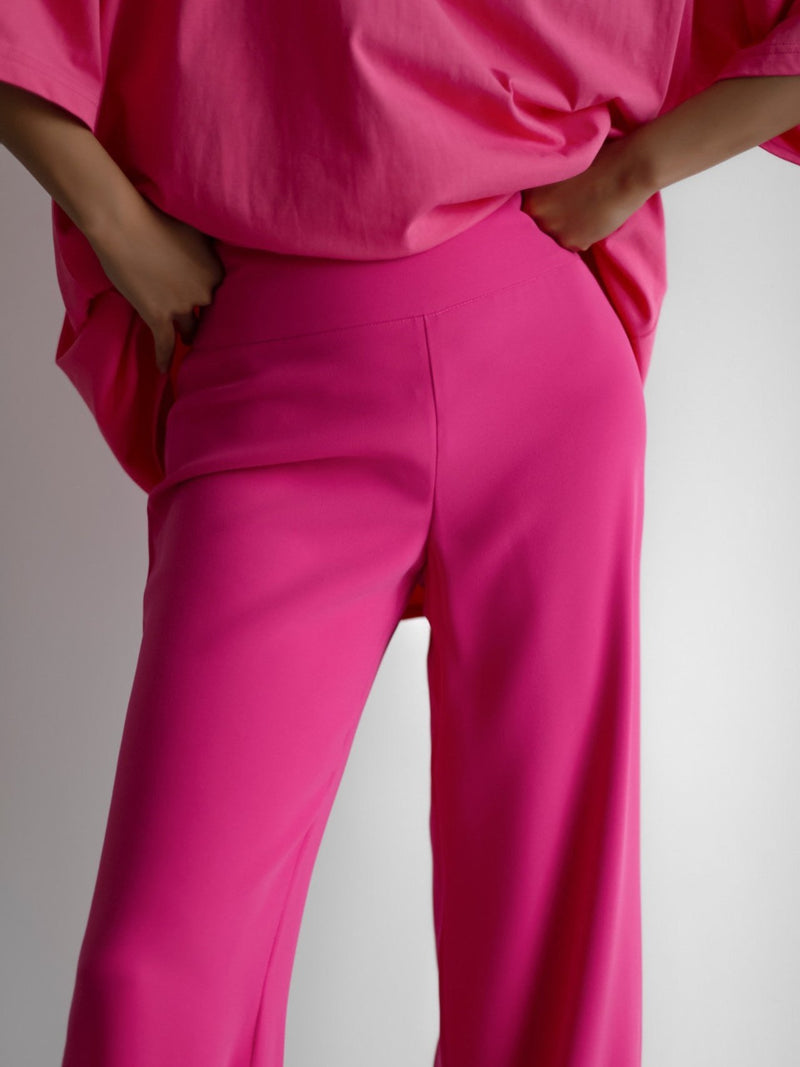 HIGH-RISE WIDE LEG CREPE TROUSERS