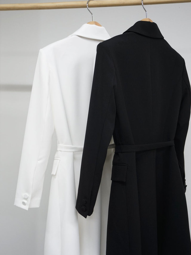COLLARED BUTTON THROUGH DRESS