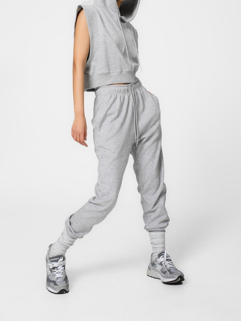 KITSCH SLEEVELESS CROPPED HOODIE
