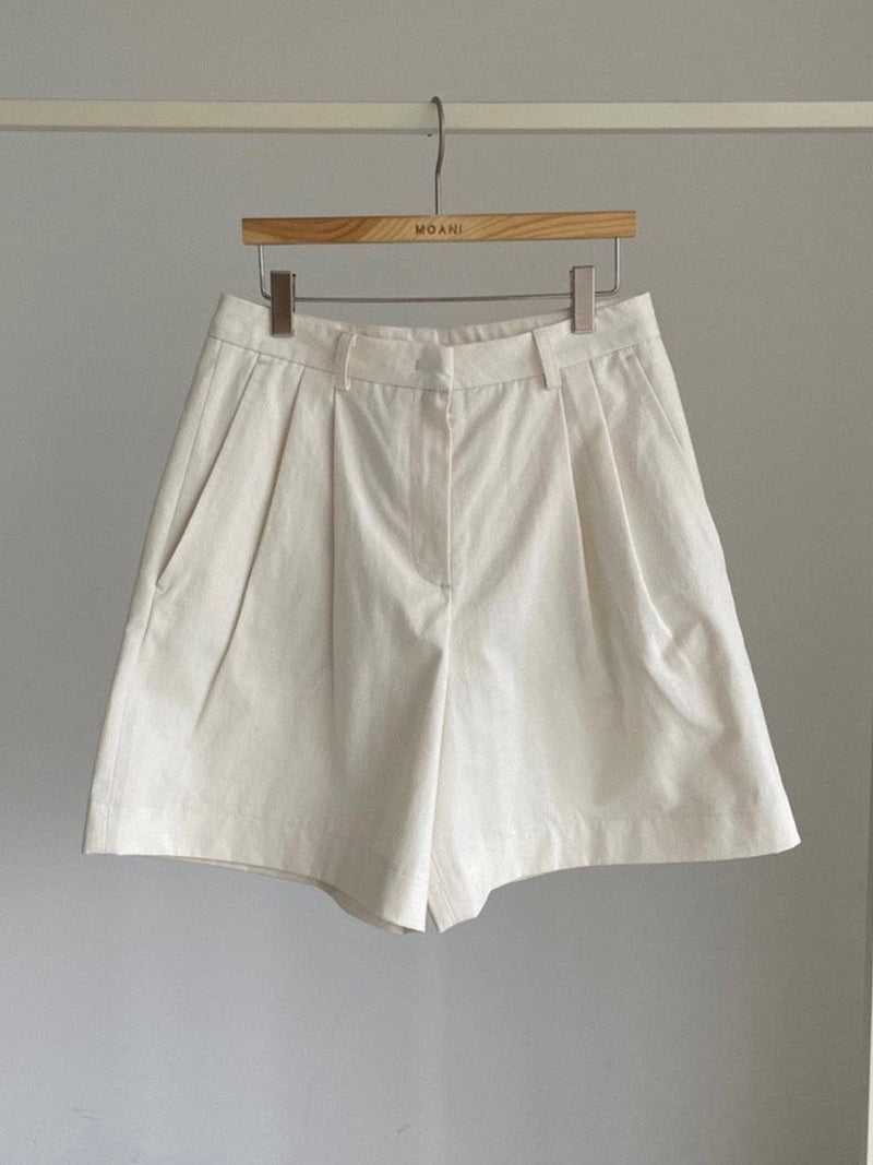 LINEN TWILL PIN TUCK SHORTS