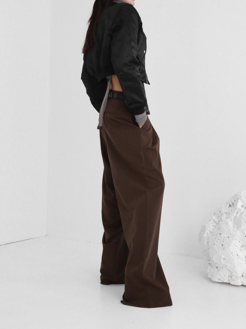 LOW WAISTED DOUBLE PLEATED WIDE TROUSERS