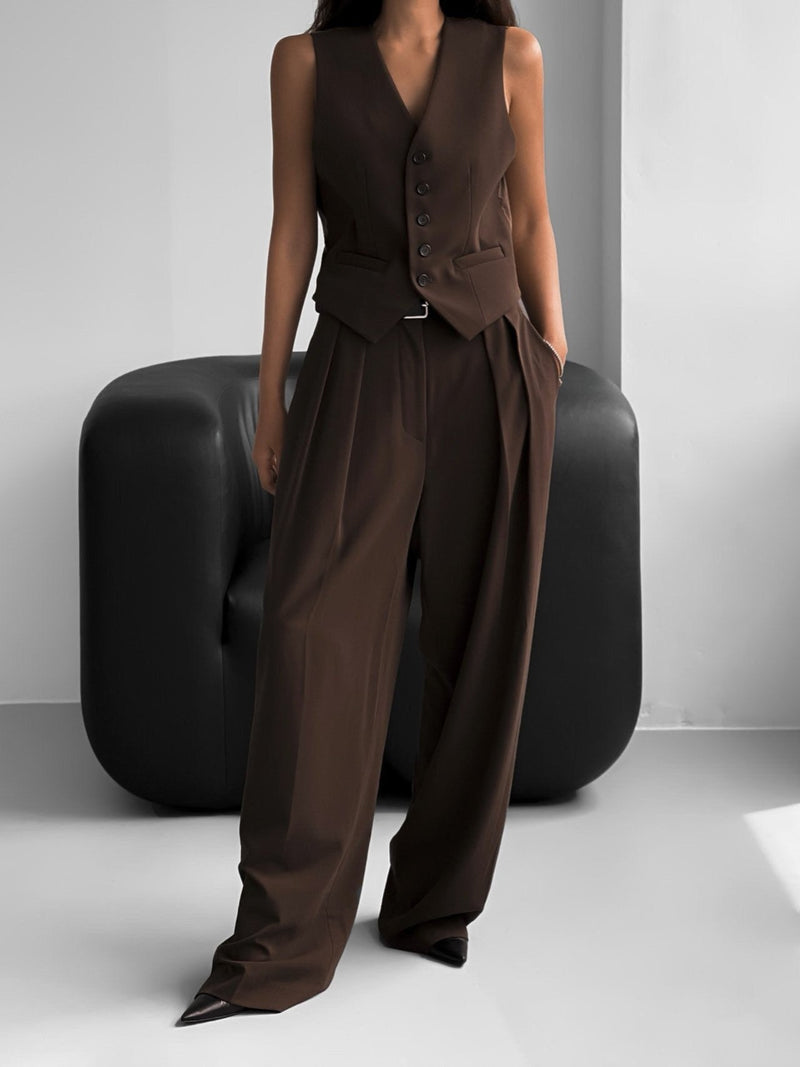 LOW WAISTED DOUBLE PLEATED WIDE TROUSERS