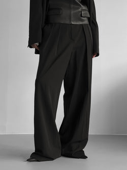 LOW WAISTED DOUBLE PLEATED WIDE TROUSERS