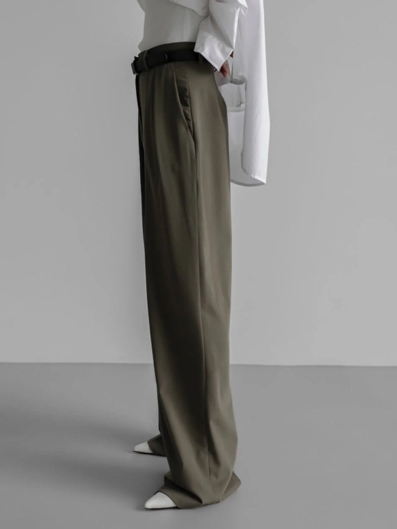 LOW WAISTED DOUBLE PLEATED WIDE TROUSERS