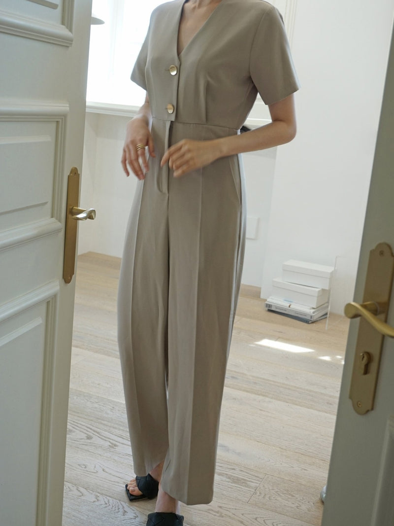 LUXE V-NECK JUMPSUIT