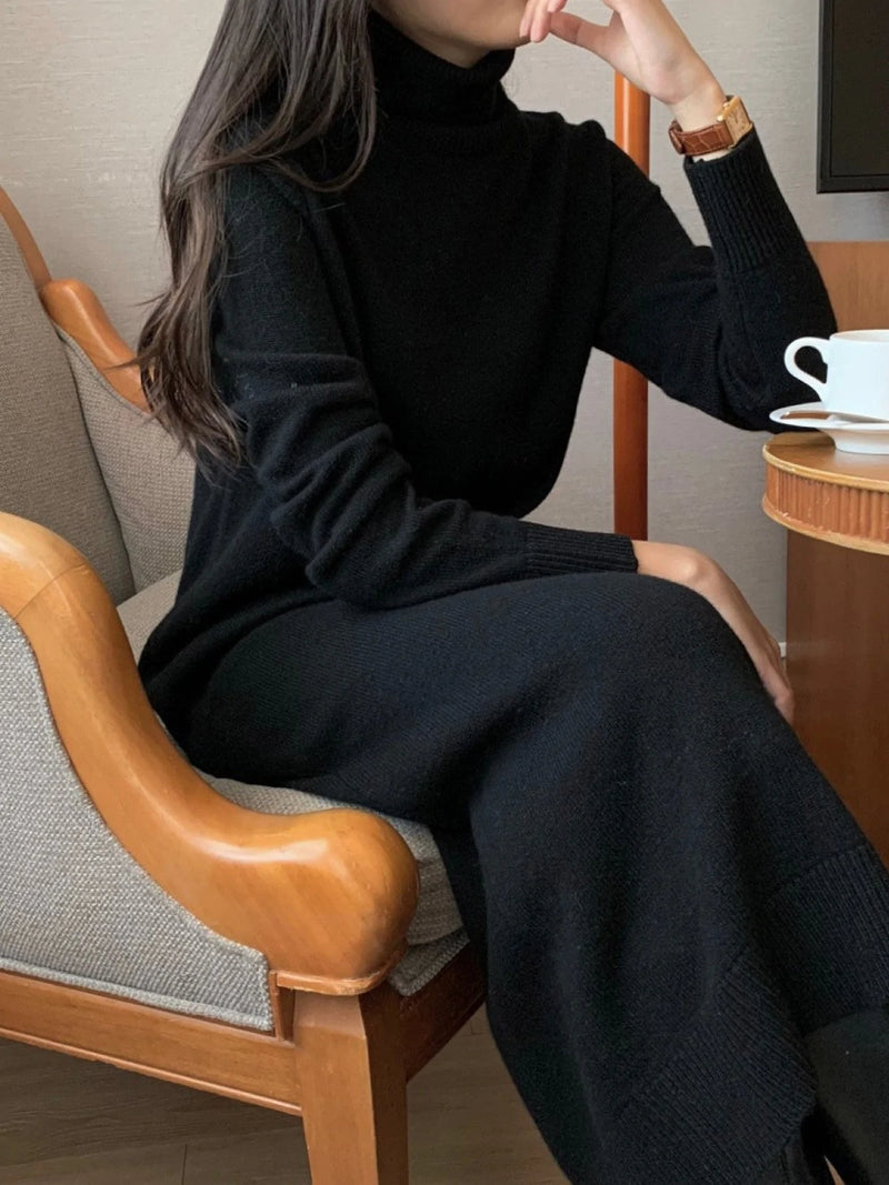 MERINO WOOL CASHMERE TURTLENECK DRESS