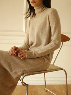 MERINO WOOL CASHMERE TURTLENECK DRESS