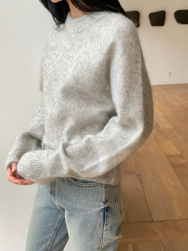 MOHAIR ROUND NECK KNIT