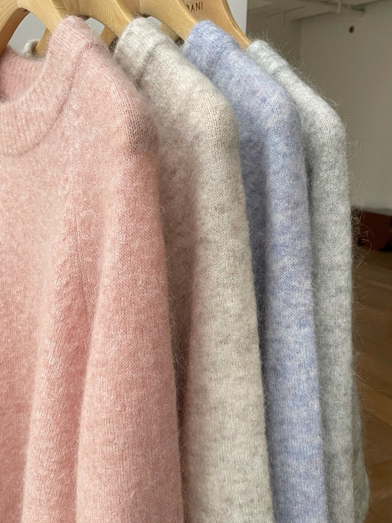 MOHAIR ROUND NECK KNIT