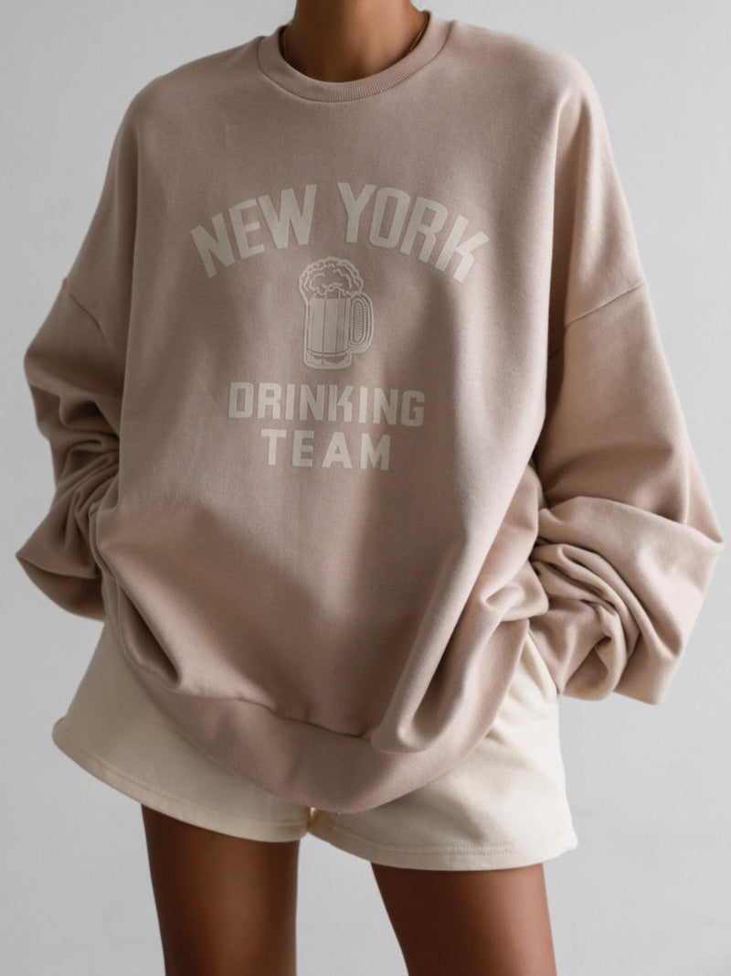 NEW YORK DRINKING TEAM OVERSIZED SWEATSHIRT