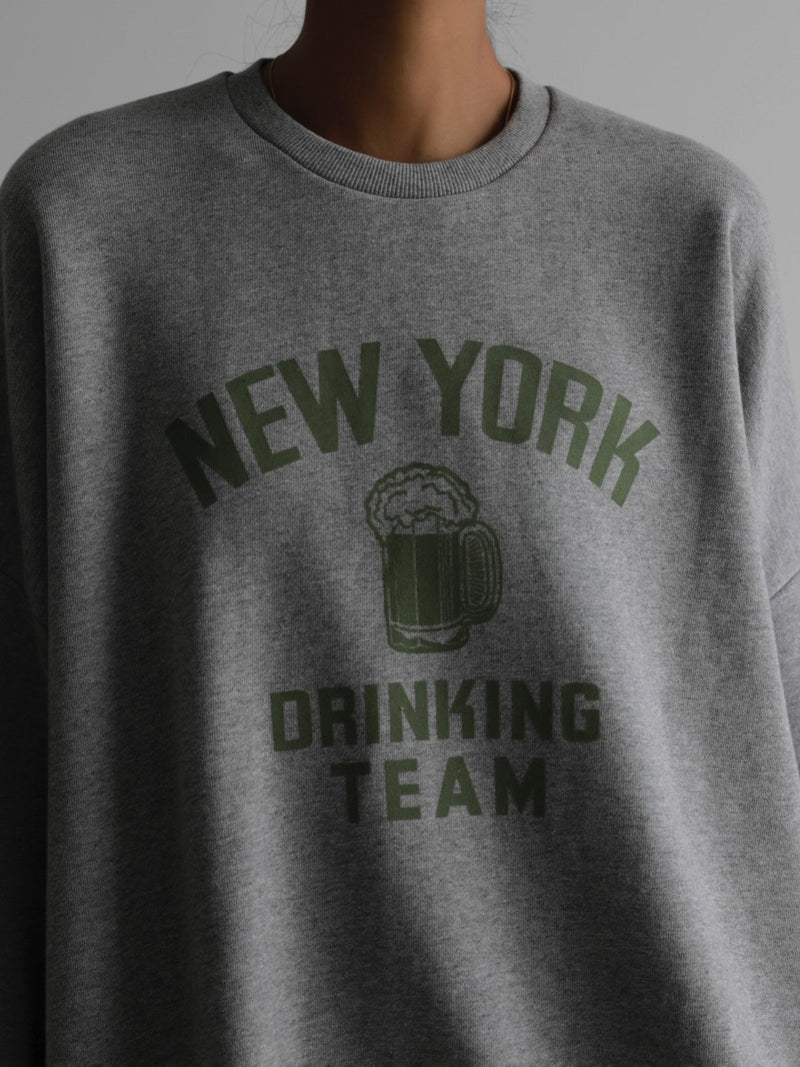 NEW YORK DRINKING TEAM OVERSIZED SWEATSHIRT