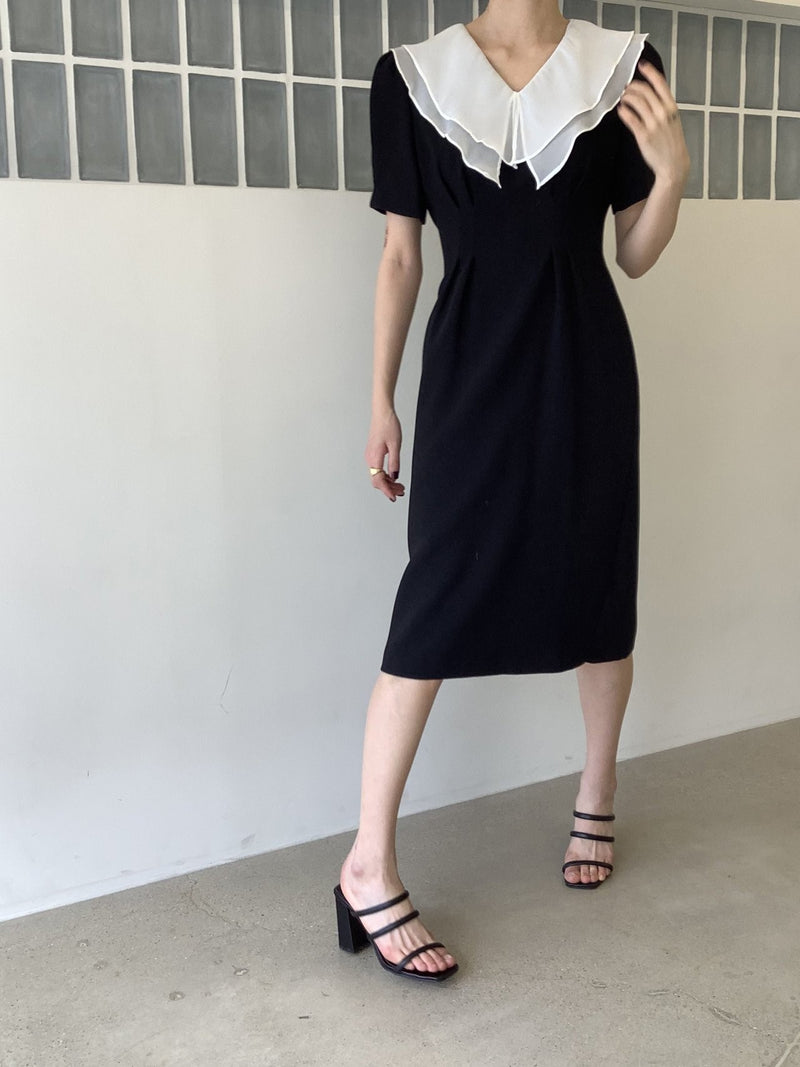 ORGANZA COLLAR SHIFT DRESS