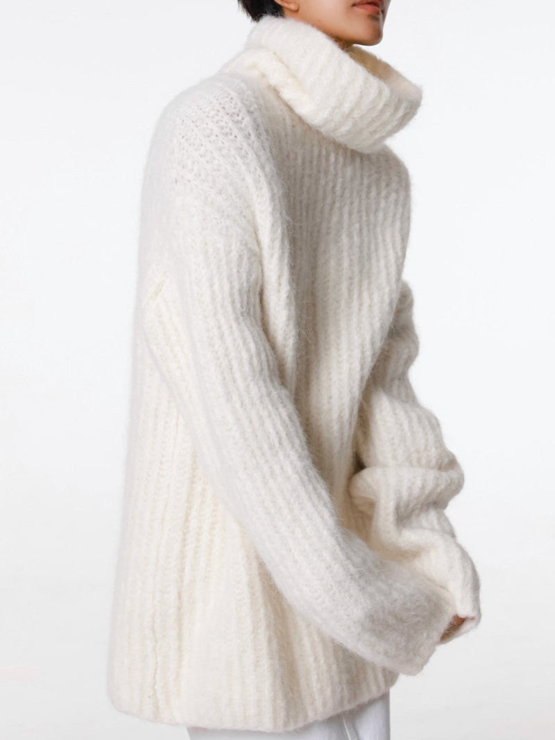 OVERSIZED ALPACA RIBBED TURTLENECK