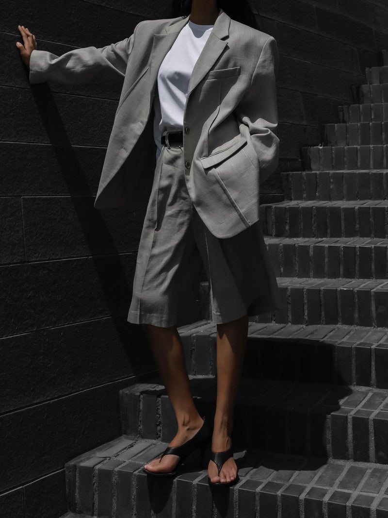 OVERSIZED PIN-TUCK LINEN BLAZER