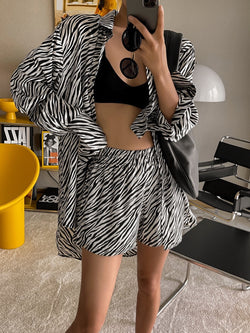 OVERSIZED SATIN ZEBRA SHIRT