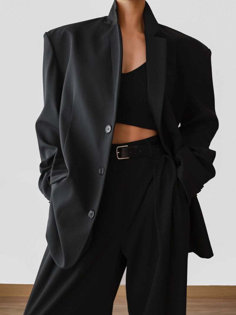 OVERSIZED THREE SINGLE BUTTON BLAZER