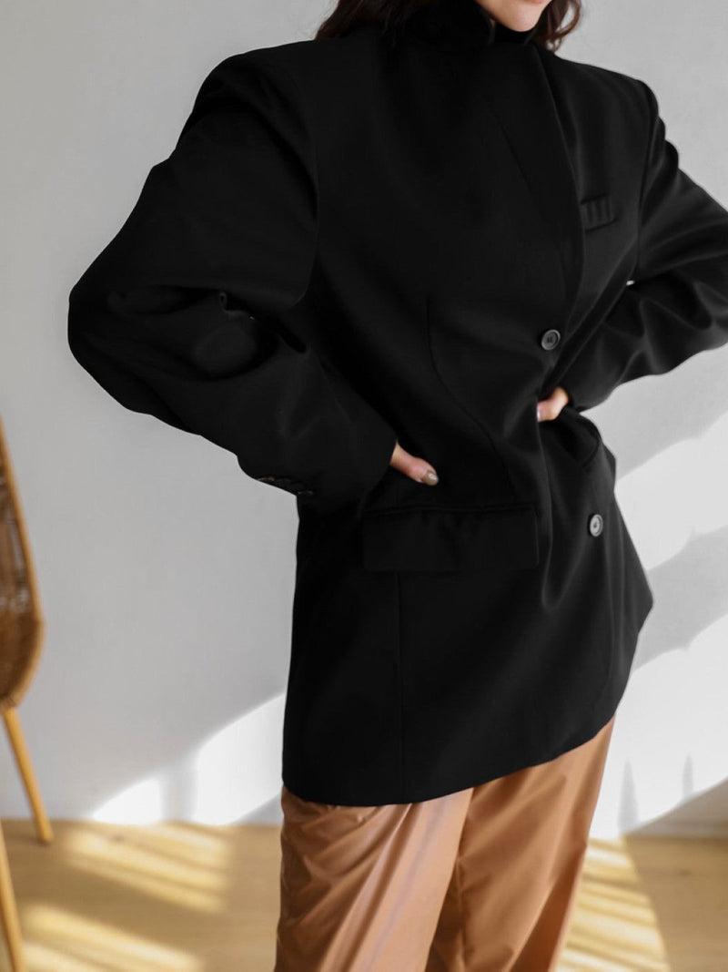 OVERSIZED THREE SINGLE BUTTON BLAZER