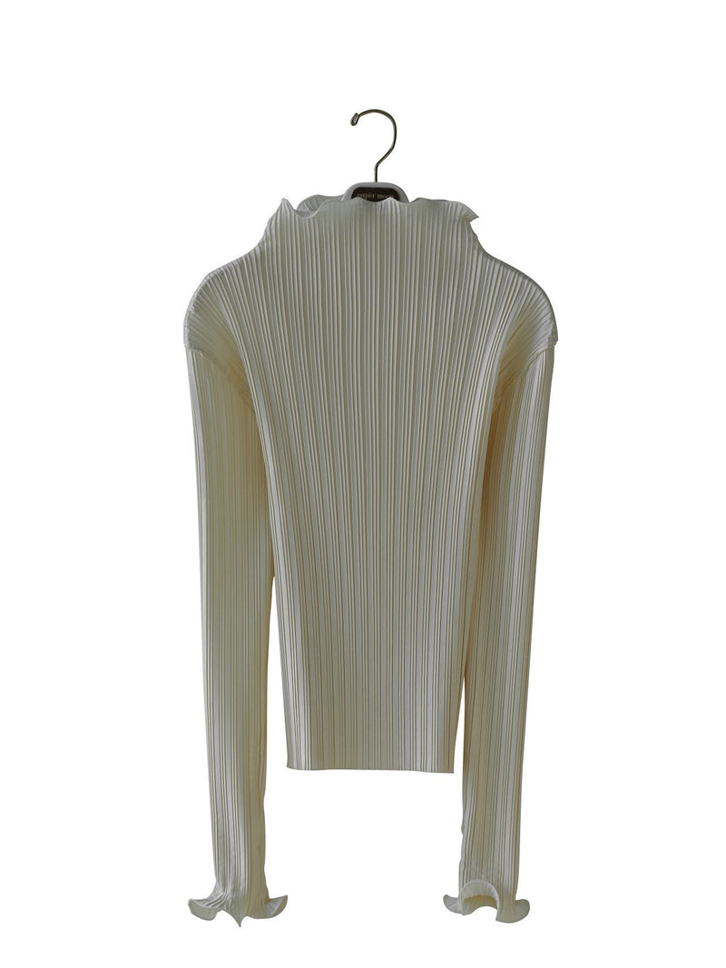 PLEATED WAVE HIGH COLLAR TOP