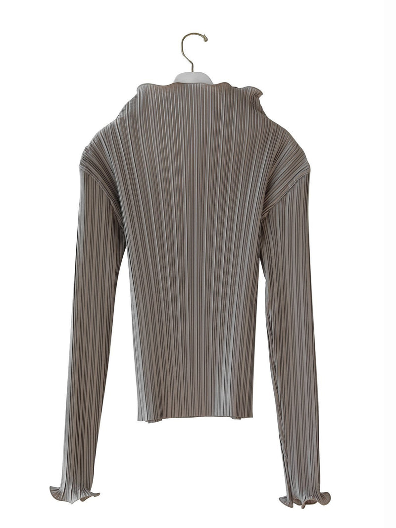 PLEATED WAVE HIGH COLLAR TOP