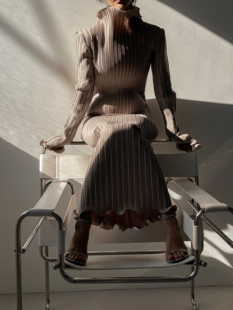 PLEATED WAVE MIDI SKIRT