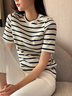 RIBBED STRIPED T-SHIRT