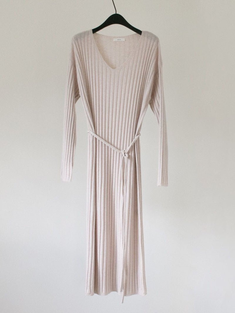RIBBED V-NECK KNIT DRESS