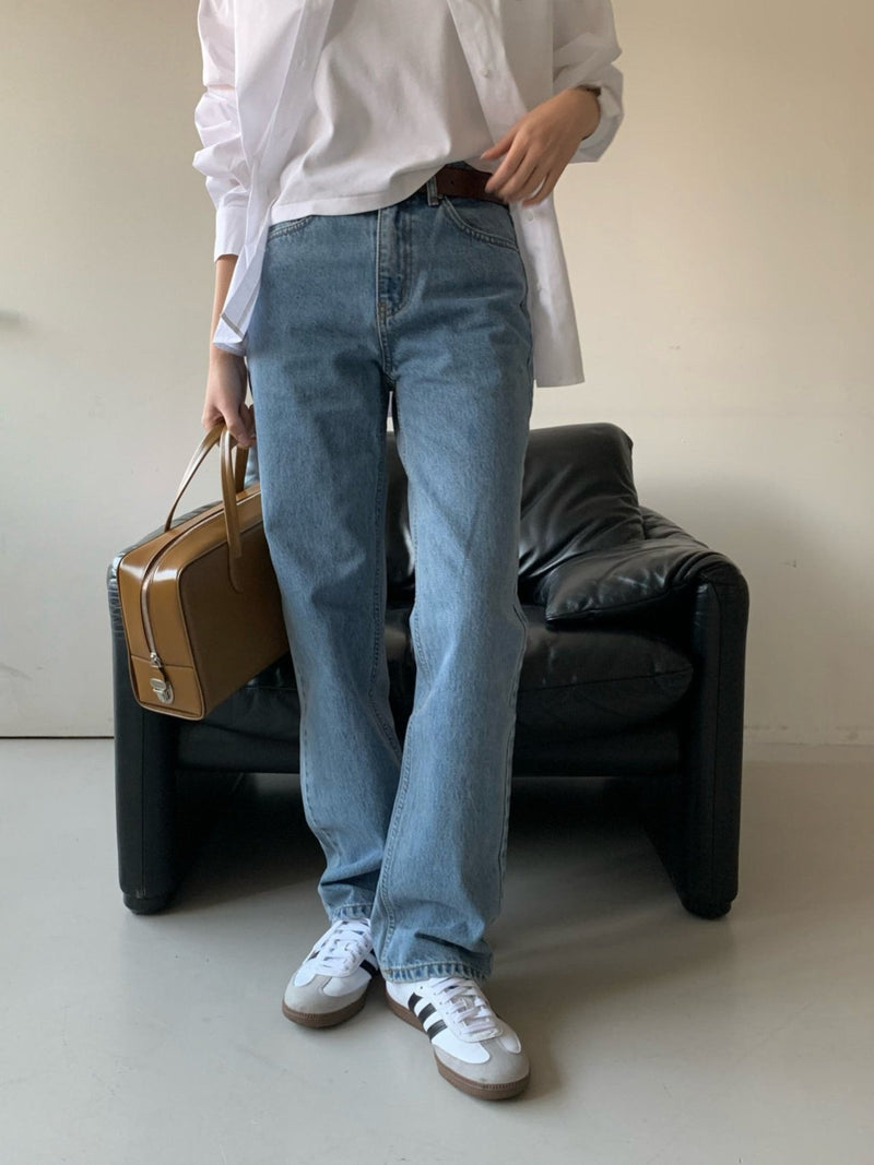 SEMI-WIDE RAW DENIM JEANS