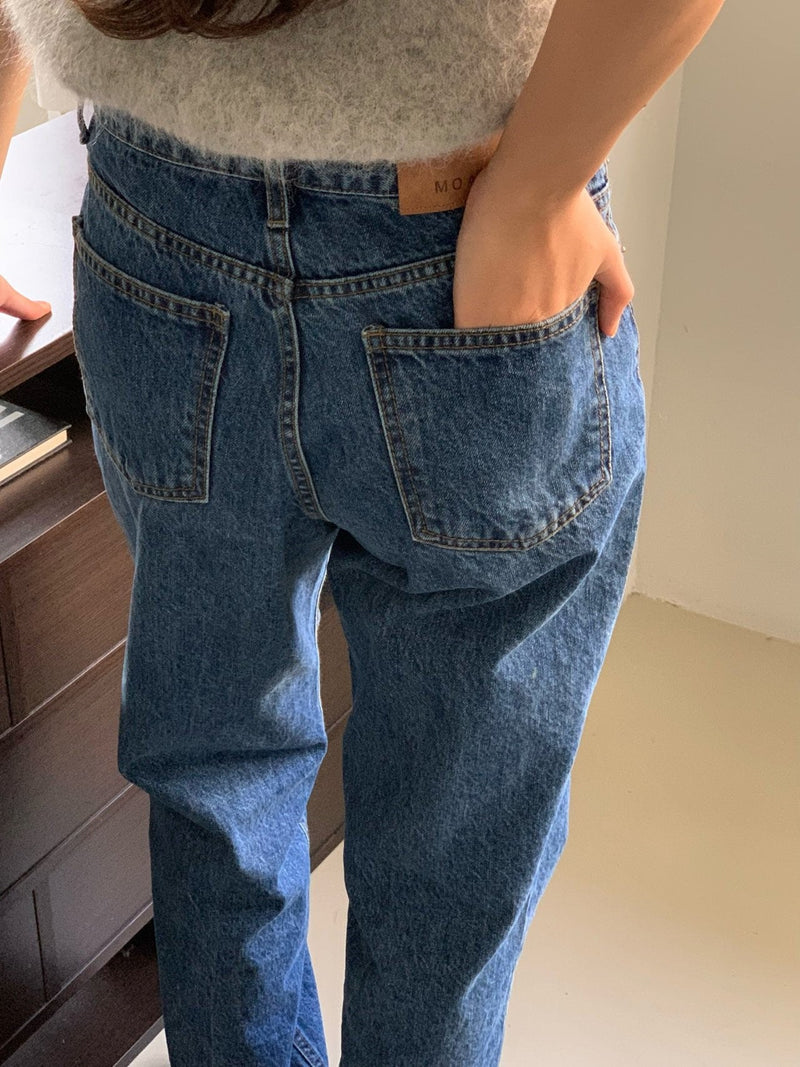 SEMI-WIDE RAW DENIM JEANS