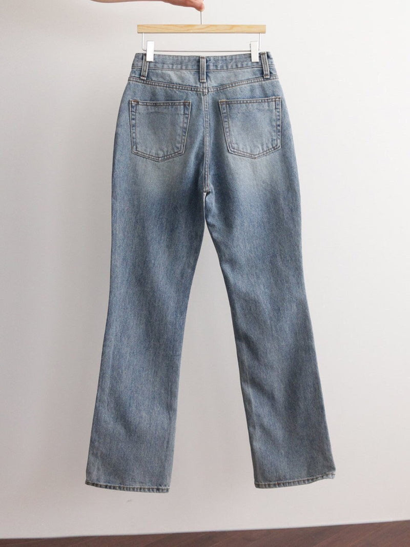 SEMI FLARED DENIM JEANS