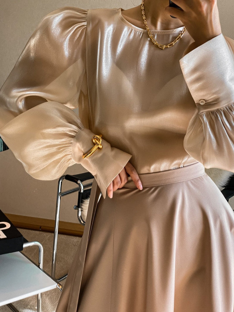 SHEER VOLUME BLOUSE