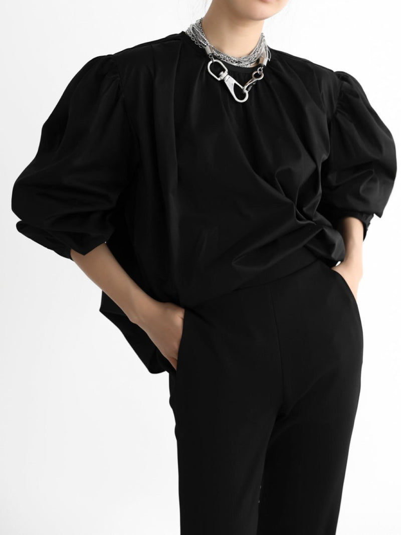 SHIRRED SHOULDER BALLOON BLOUSE