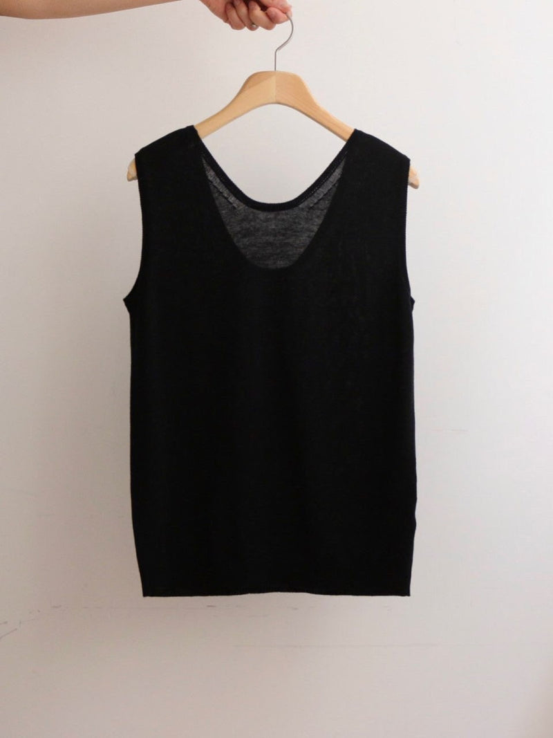 SILKWOOL U-NECK SLEEVELESS KNIT TOP