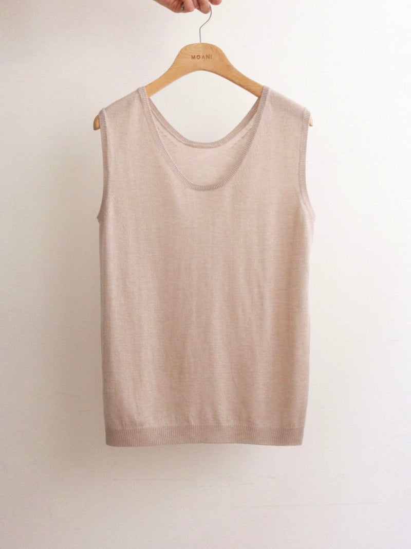 SILKWOOL U-NECK SLEEVELESS KNIT TOP