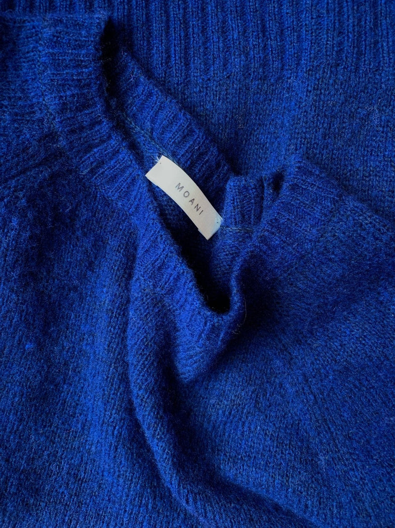 MERINO WOOL O-NECK KNIT