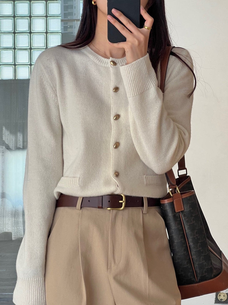 SOAP BUTTON ROUND NECK CARDIGAN