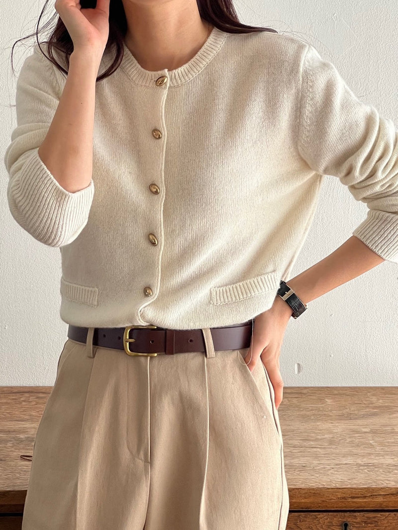 SOAP BUTTON ROUND NECK CARDIGAN