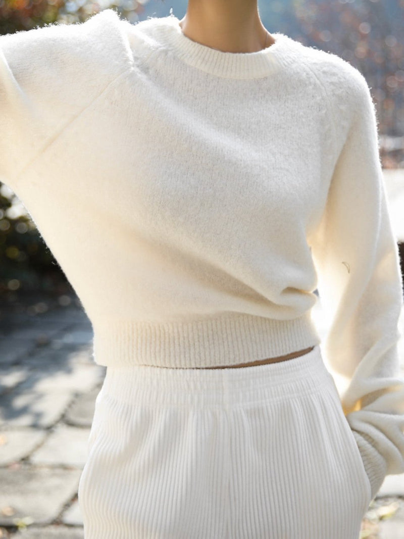 SOFT MOHAIR RAGLAN CROPPED KNIT