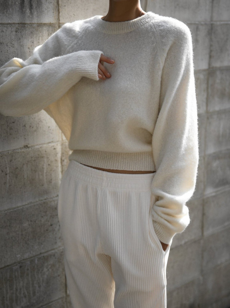 SOFT MOHAIR RAGLAN CROPPED KNIT