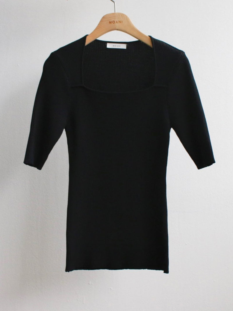 SQUARE NECK HALF SLEEVE KNIT