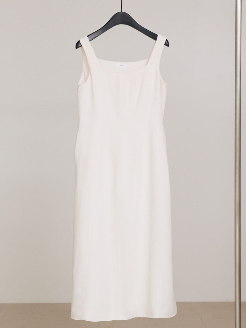 SQUARE NECK SLEEVELESS DRESS