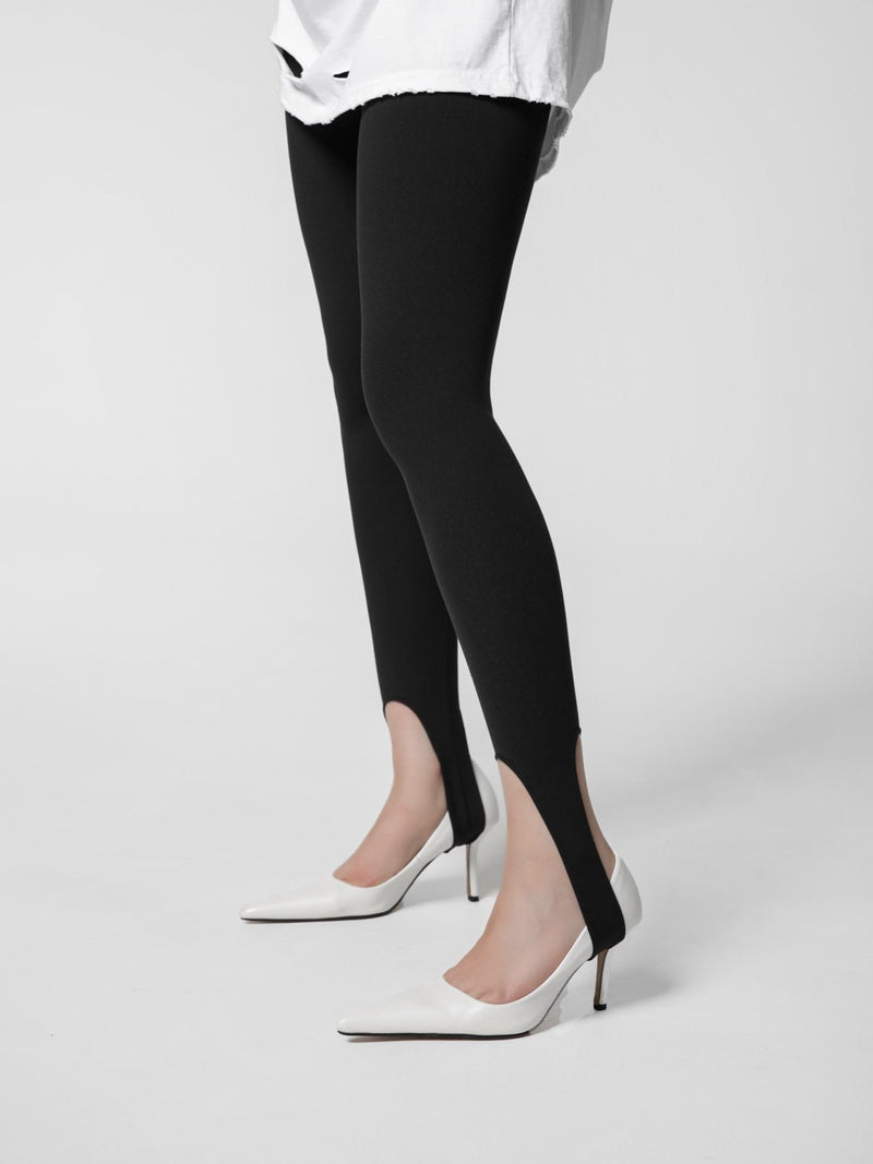 STIRRUP STRETCH LEGGINGS