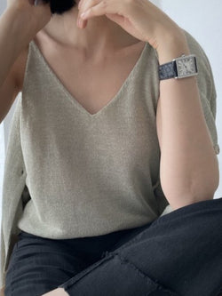 SUMMER HANJI LINEN V NECK TOP