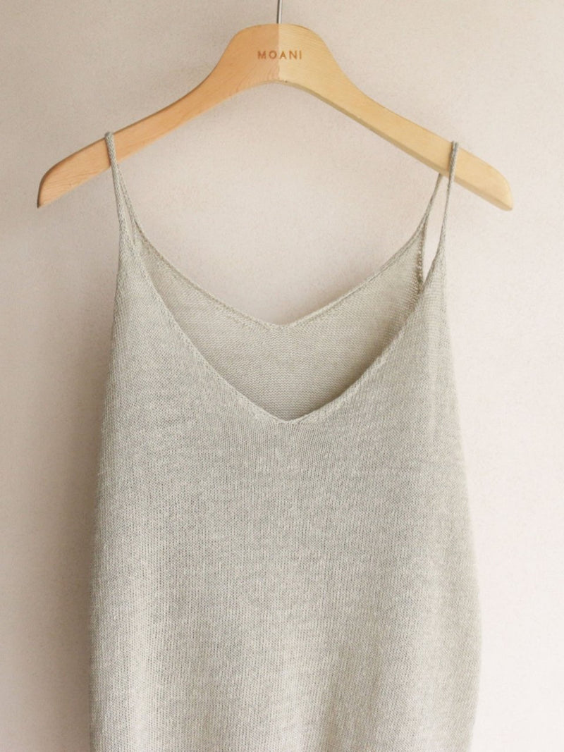 SUMMER HANJI LINEN V NECK TOP