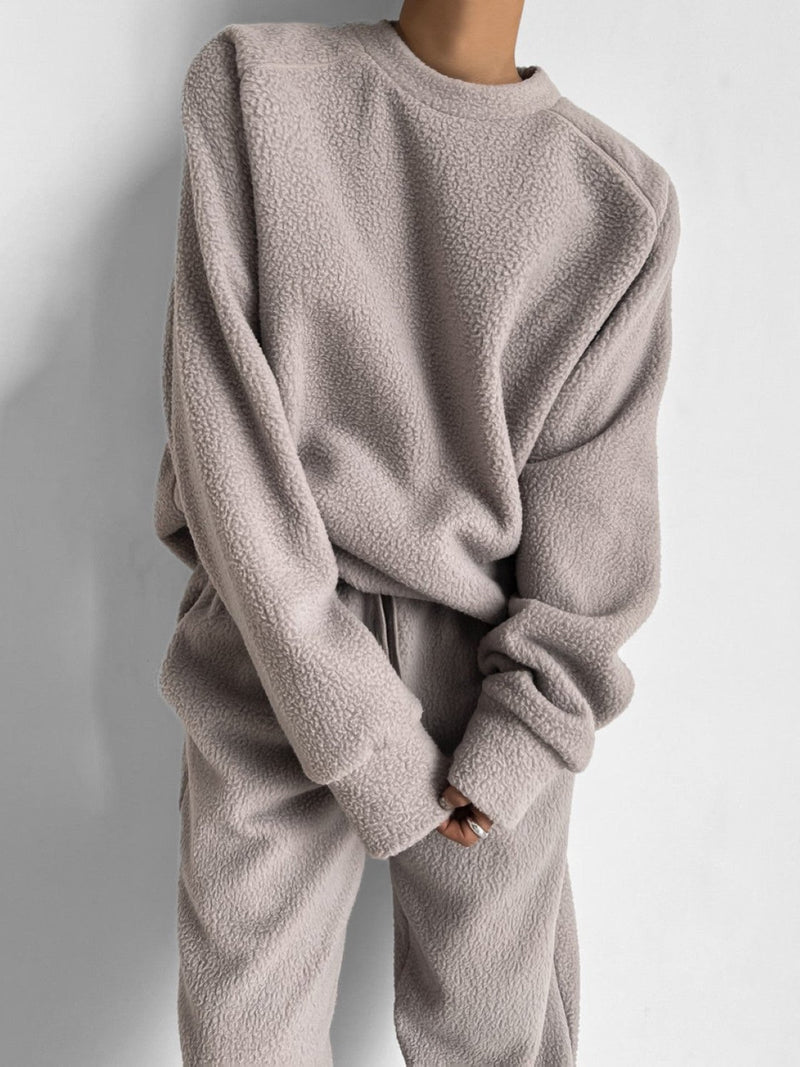 TEDDY COMFY SWEATSHIRT