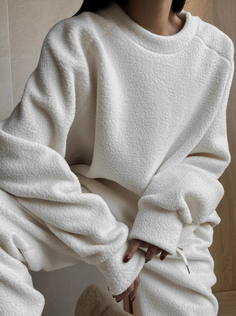 TEDDY COMFY SWEATSHIRT