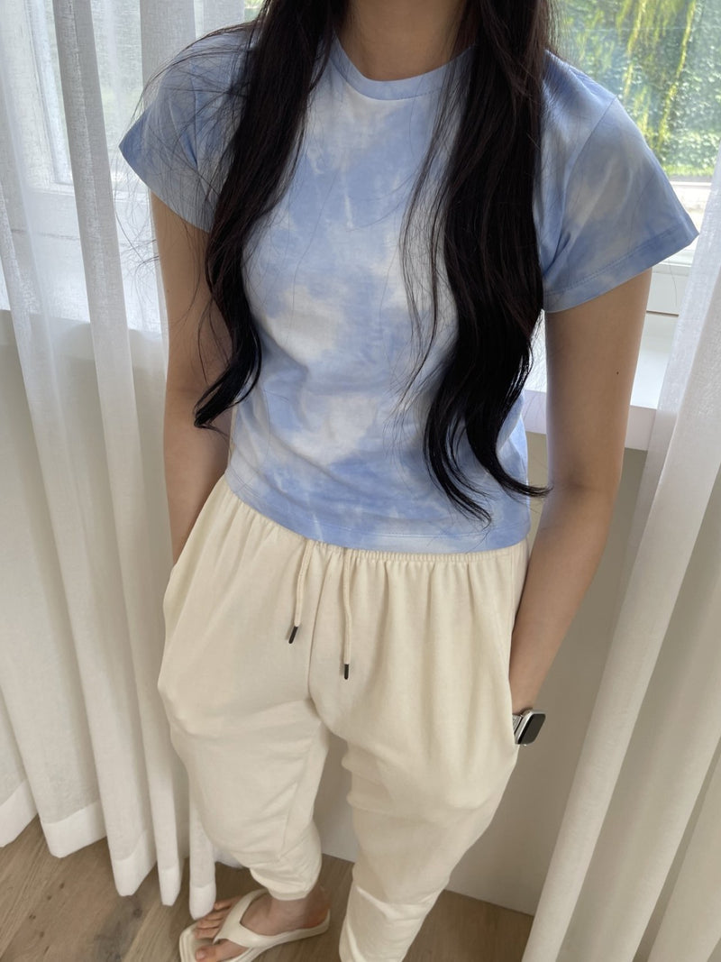 TIE-DYE CROPPED T-SHIRT