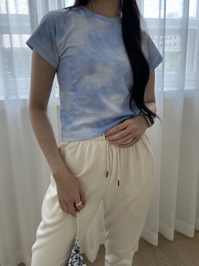 TIE-DYE CROPPED T-SHIRT