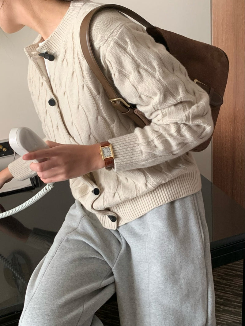 TOGGLE BUTTON CABLE KNIT CARDIGAN