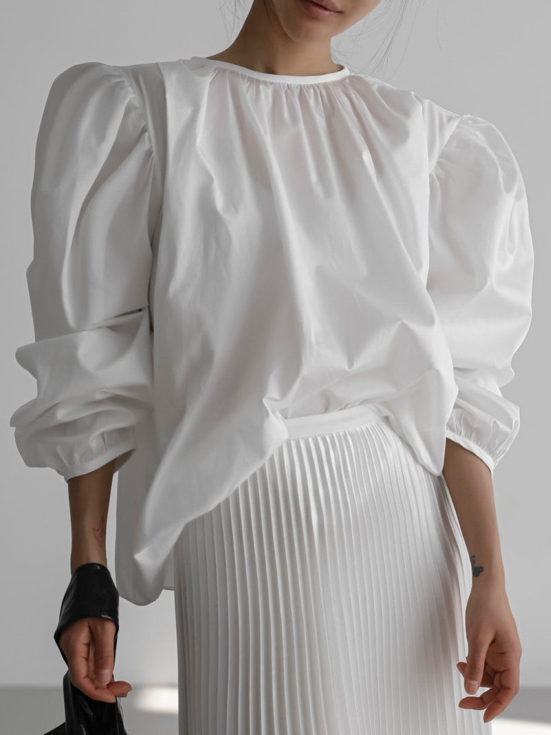 SHIRRED SHOULDER BALLOON BLOUSE