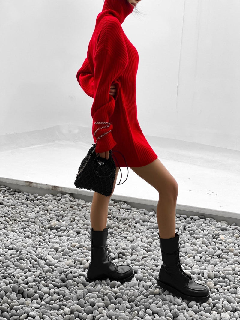 TURTLENECK RIBBED KNIT MINI DRESS